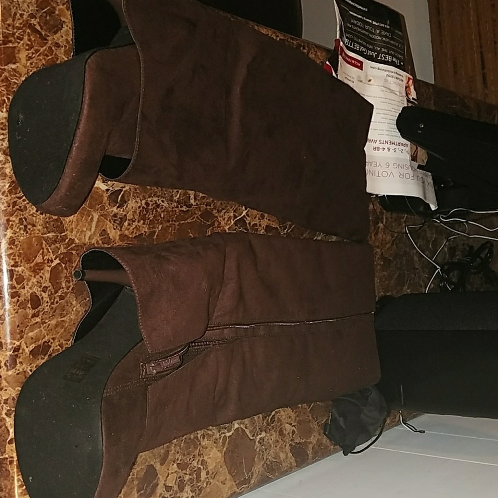 Brown calf boots